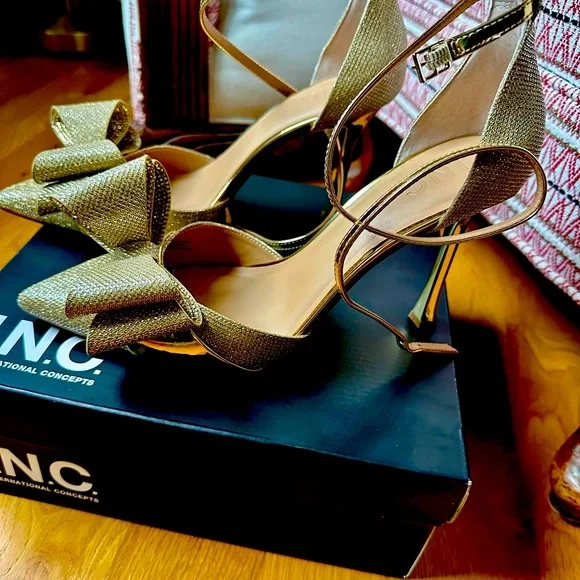 INC Gold Heeled Sandal Size 10 - Picture 3 of 6